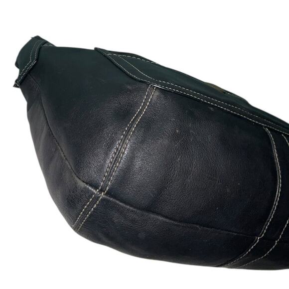 VINTAGE COACH ERGO BLACK LEATHER FRONT POCKET HALF MOON SHOULDER BAG - Picture 7 of 16